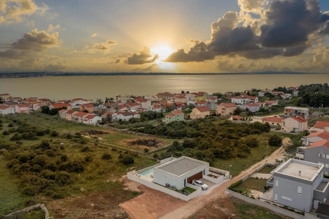 Coralis Villa Vrsi