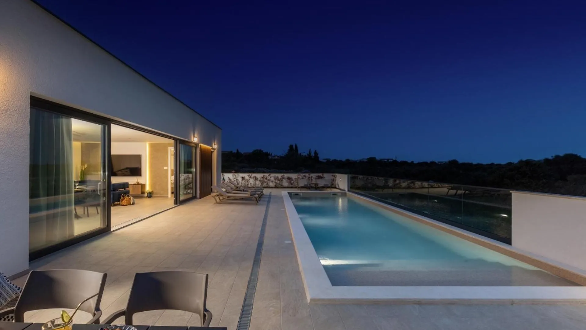 Coralis Villa Vrsi 0*,  Croatia